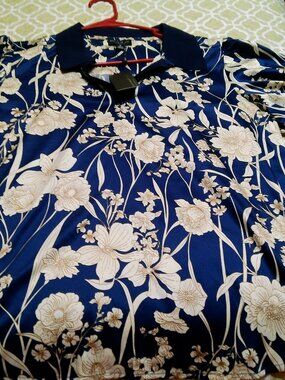 CURRENT AIR BLOUSE NEW WITH TAGS SIZE MED BLUE FLORAL WITH PUFFED SLEEVES